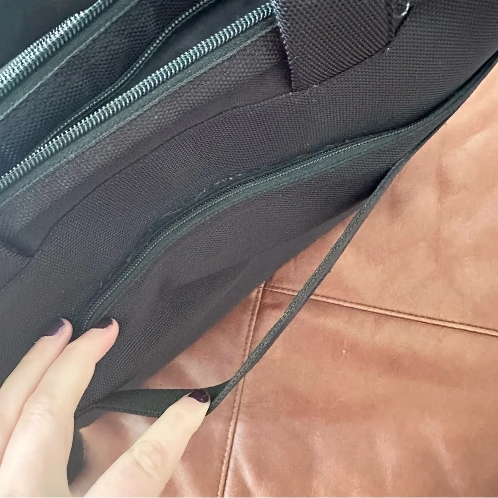 Targus Meridian II Toploading Laptop Case 15.6” – Black